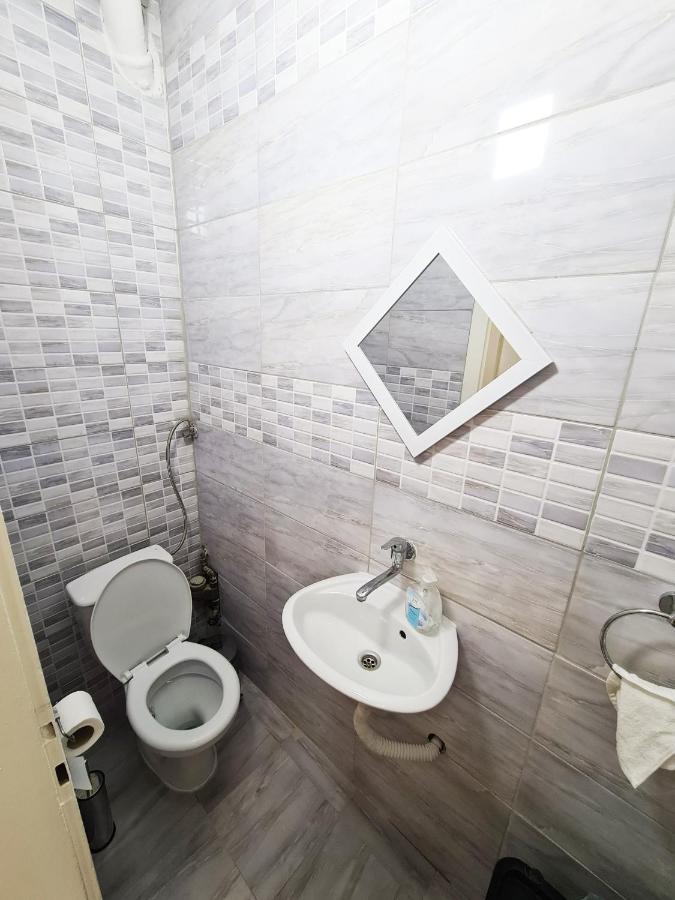 Calla 1 - Modern & Cozy Main Square Apartment In The City Shopping Center - Parking Slot With Parking Security Скоп'є Екстер'єр фото