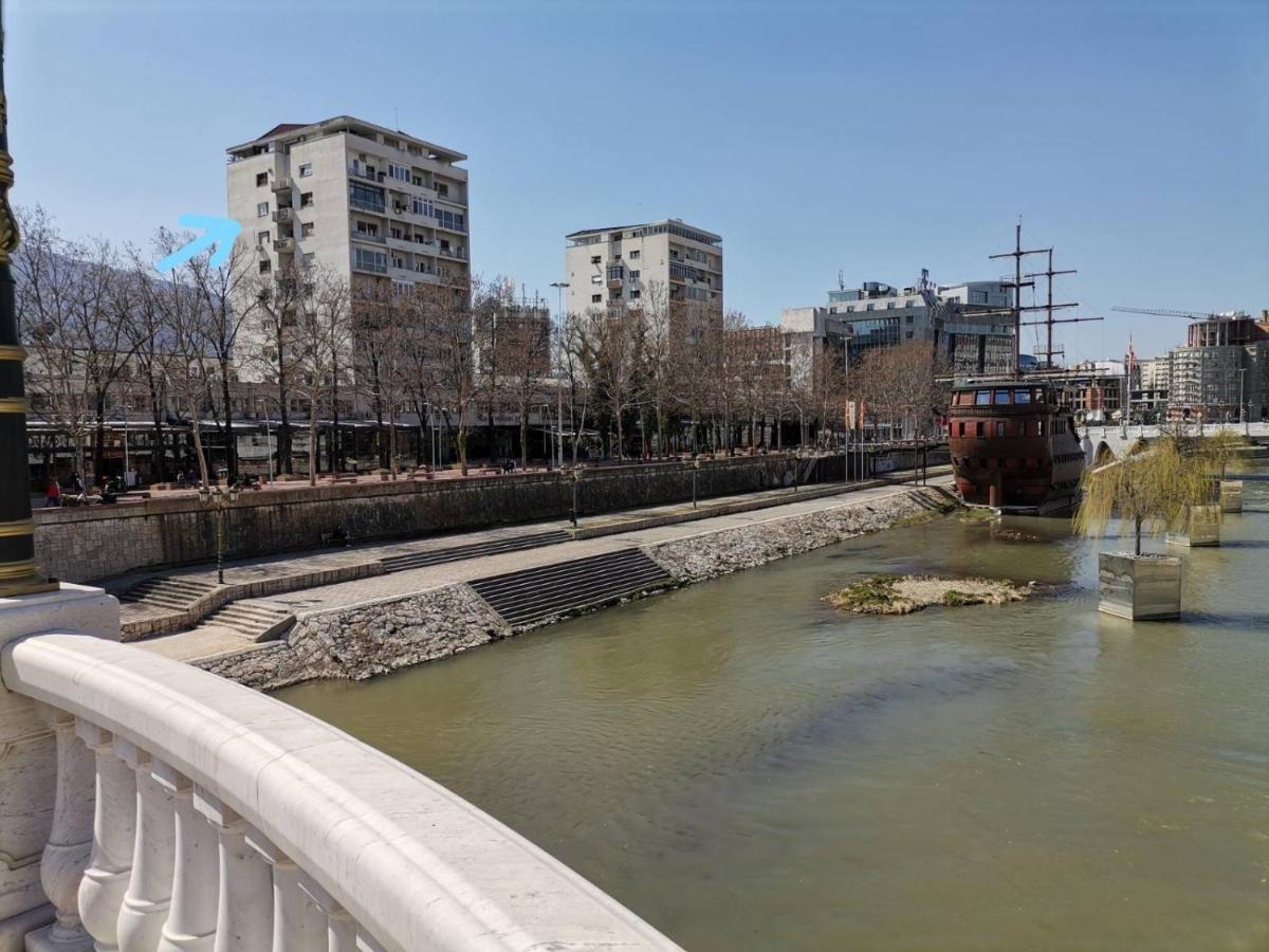 Calla 1 - Modern & Cozy Main Square Apartment In The City Shopping Center - Parking Slot With Parking Security Скоп'є Екстер'єр фото