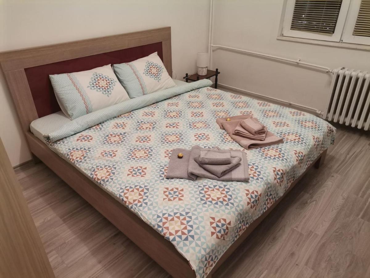 Calla 1 - Modern & Cozy Main Square Apartment In The City Shopping Center - Parking Slot With Parking Security Скоп'є Екстер'єр фото